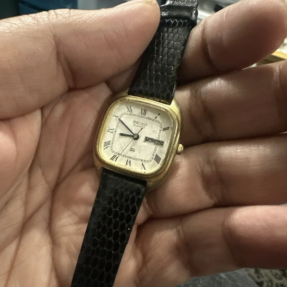 Working Vintage Seiko SQ Womens Watch Quartz 3423-5100 New Battery & Strap 24mm
